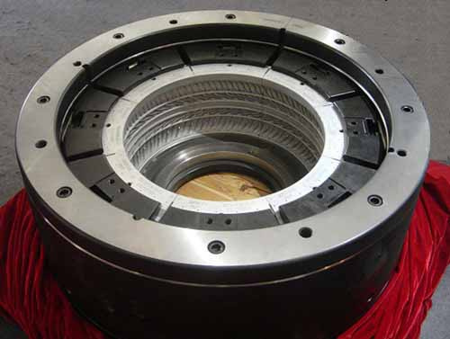 Open Tire Mold Interior